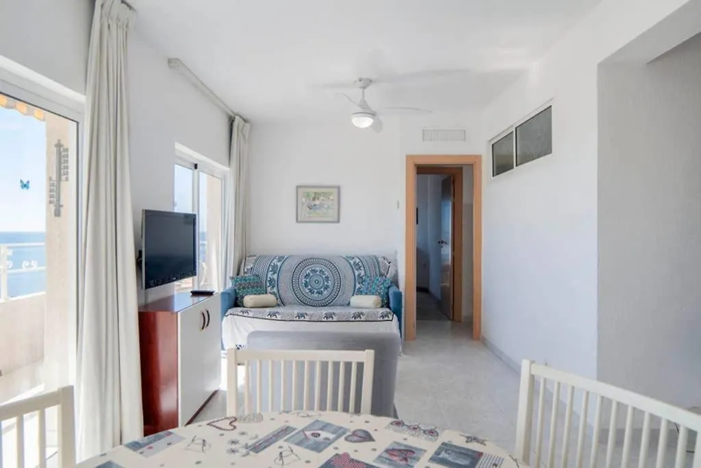 021 - Wonderful Beachfront Apartment With Stunning Sea Views بينالماذينا إسبانيا