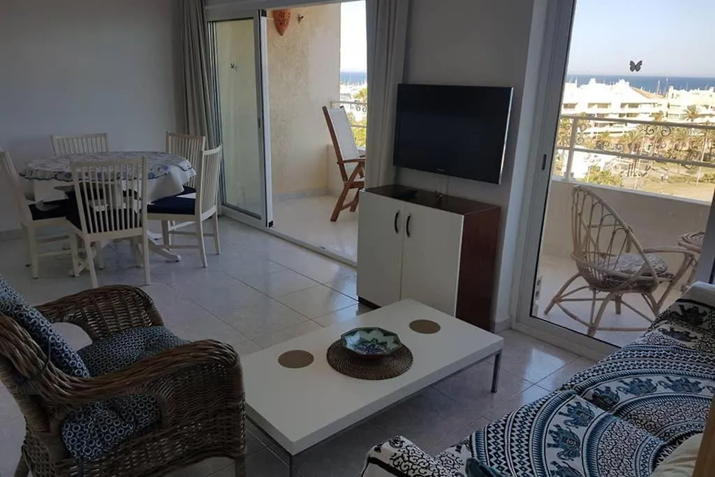 021 - Wonderful Beachfront Apartment With Stunning Sea Views Benalmádena